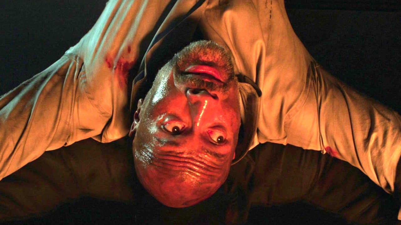 Skyscraper: Will Causes An Explosion In The Turbine Of The Pearl