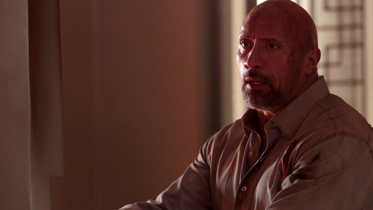 Skyscraper: Real Heroes (Featurette)