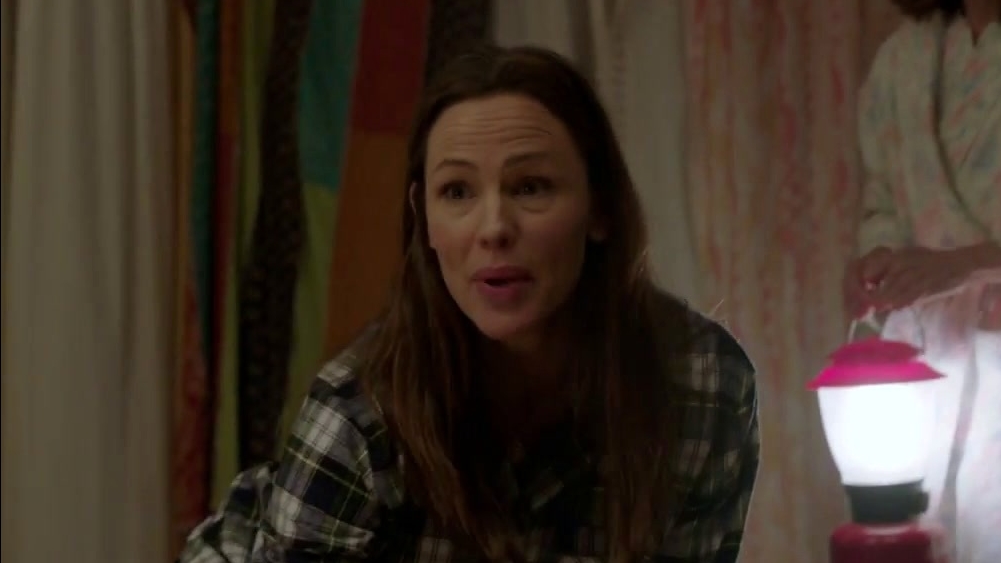 Camping: Jennifer Garner Returns To TV
