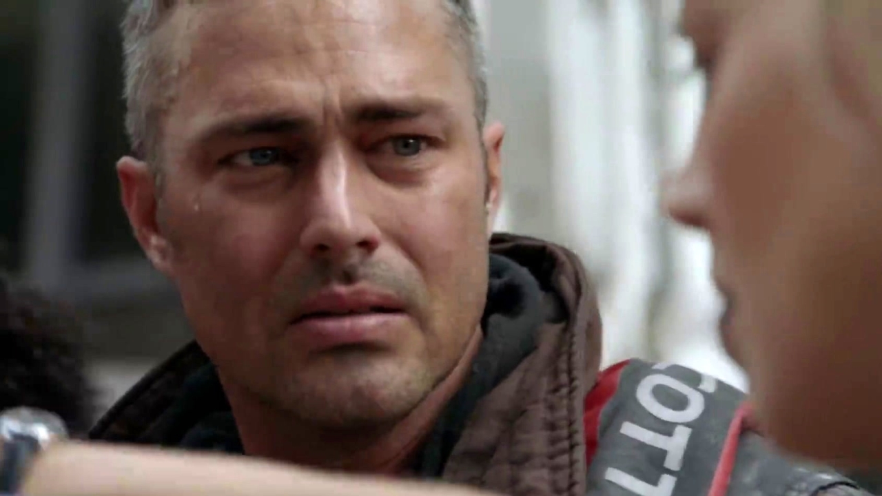 Chicago Fire: Kidd Rushed To Chicago Med