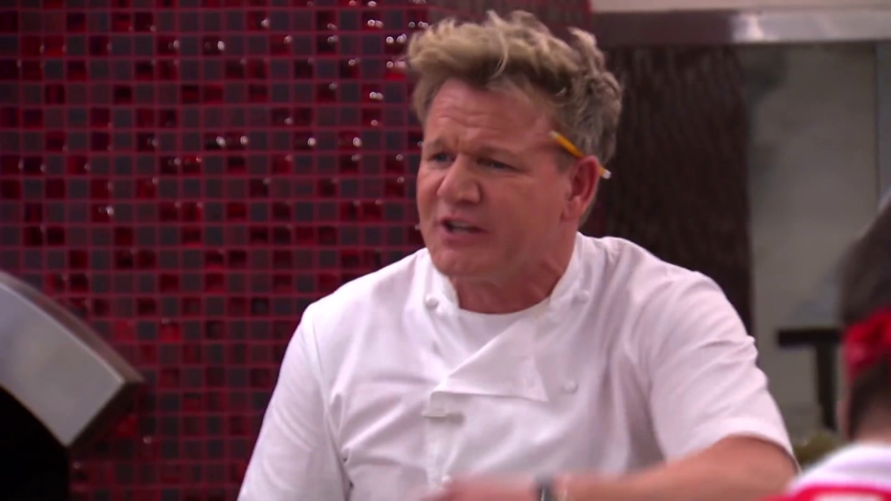 Hell's Kitchen: Scott Forgets To Cook The Shrimp