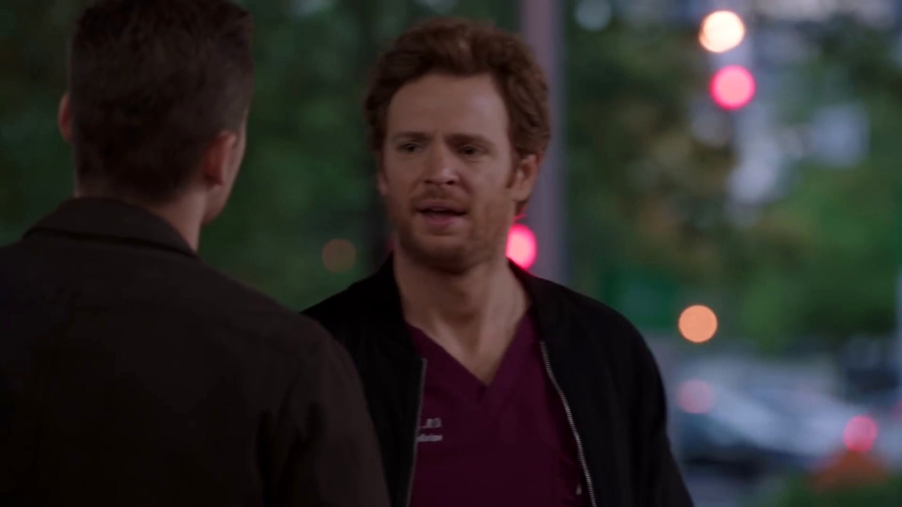 Chicago Med: Doctor And Undercover Cop