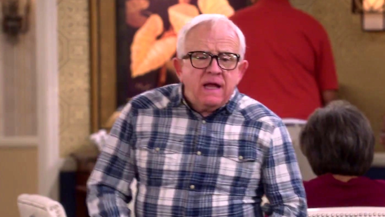 The Cool Kids: Sid's Son Doesn't Know He's Gay