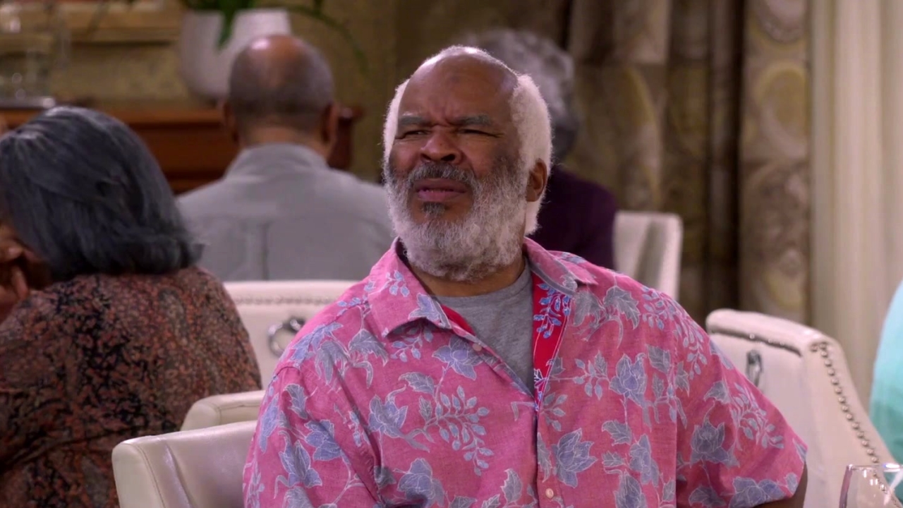The Cool Kids: Hank & Charlie Prep For Hank's Eye Exam