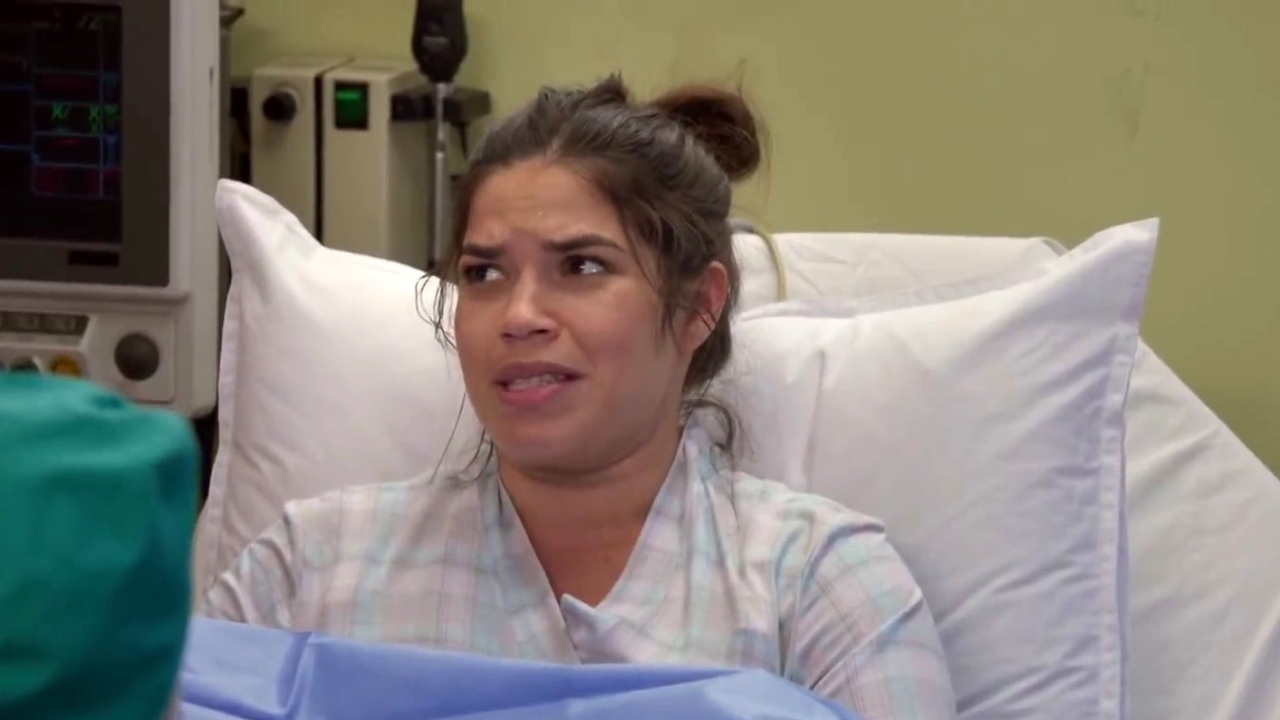 Superstore: Amy And Dina Deliver Their Babies