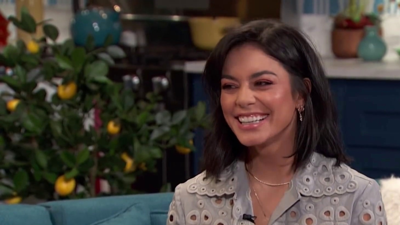 Busy Tonight: Vanessa Hudgens