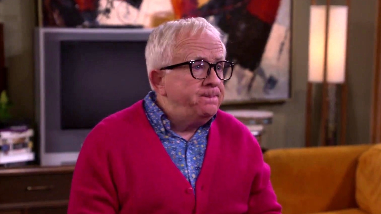 The Cool Kids: TV Heist