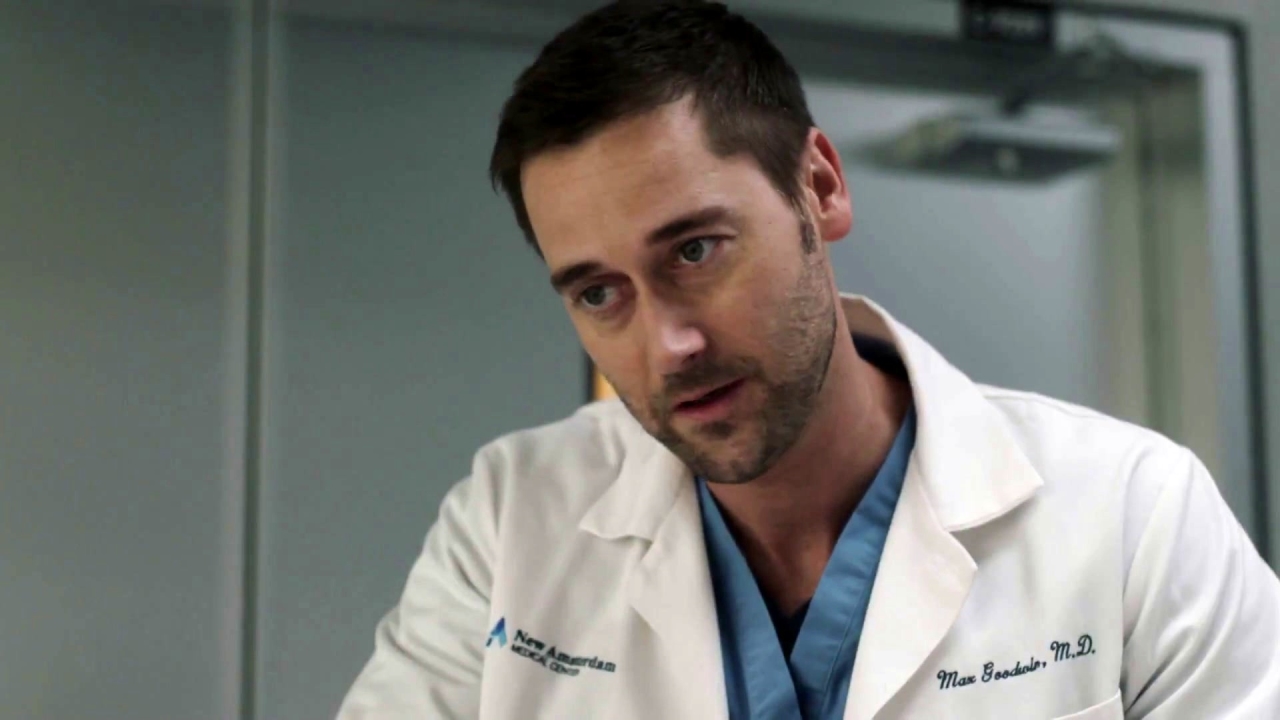 New Amsterdam: Three Dots