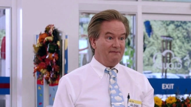 Superstore: Going The Extra Smile