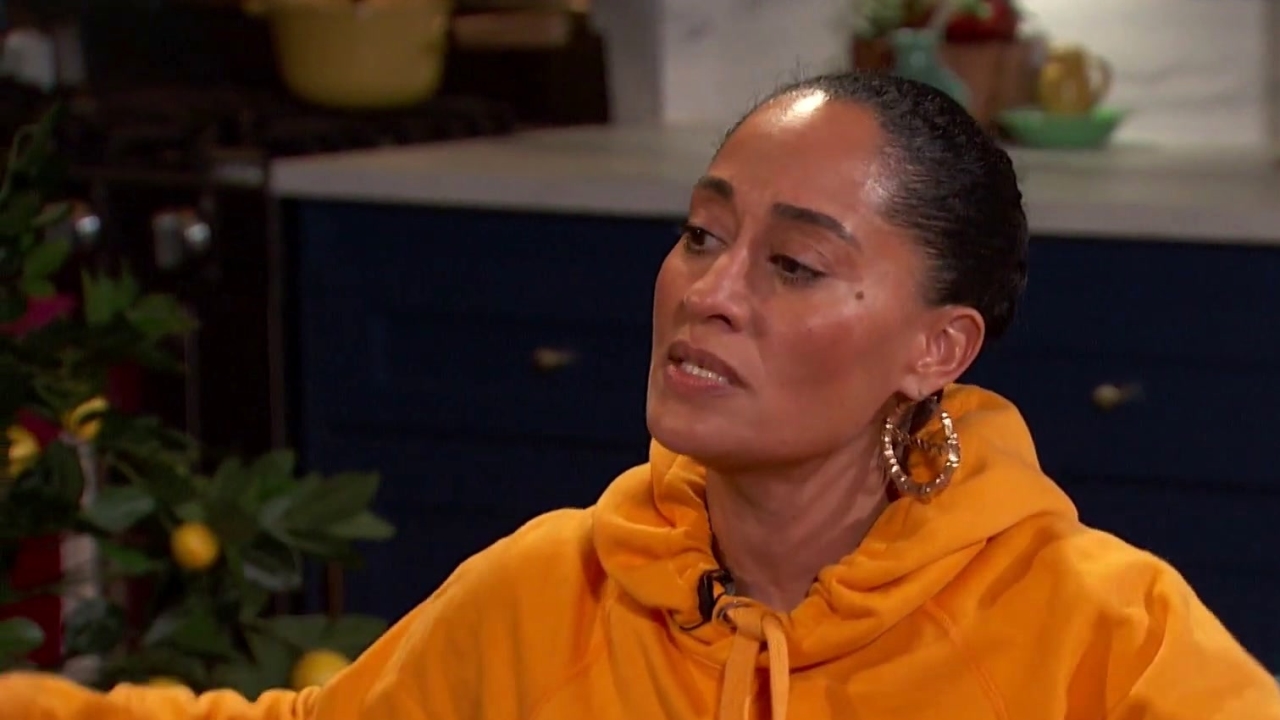 Busy Tonight: Tracee Ellis Ross Relives Her Most Embarrassing Incident