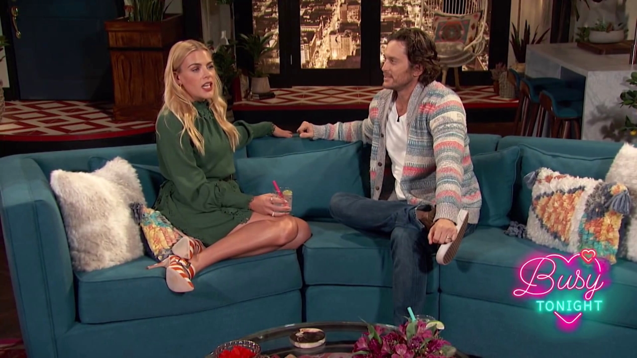 Busy Tonight: Oliver Hudson