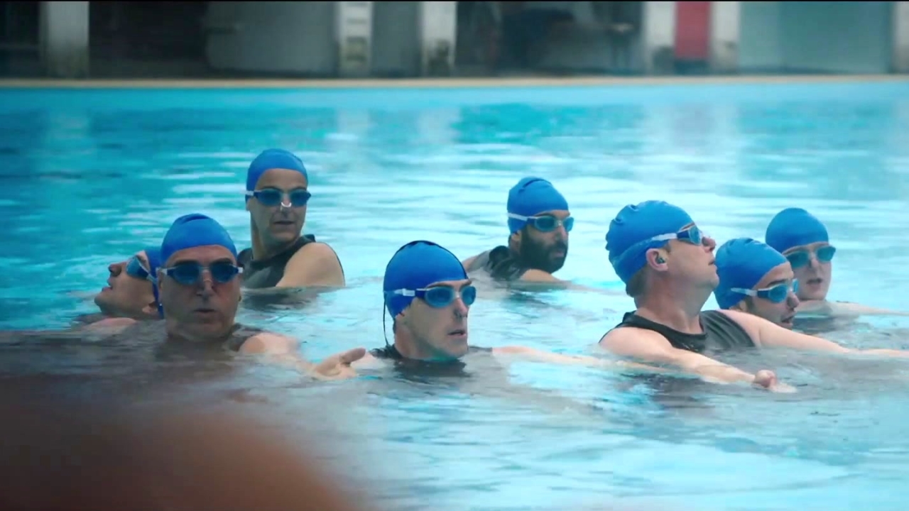 Swimming With Men: Birthday Surprise (US)