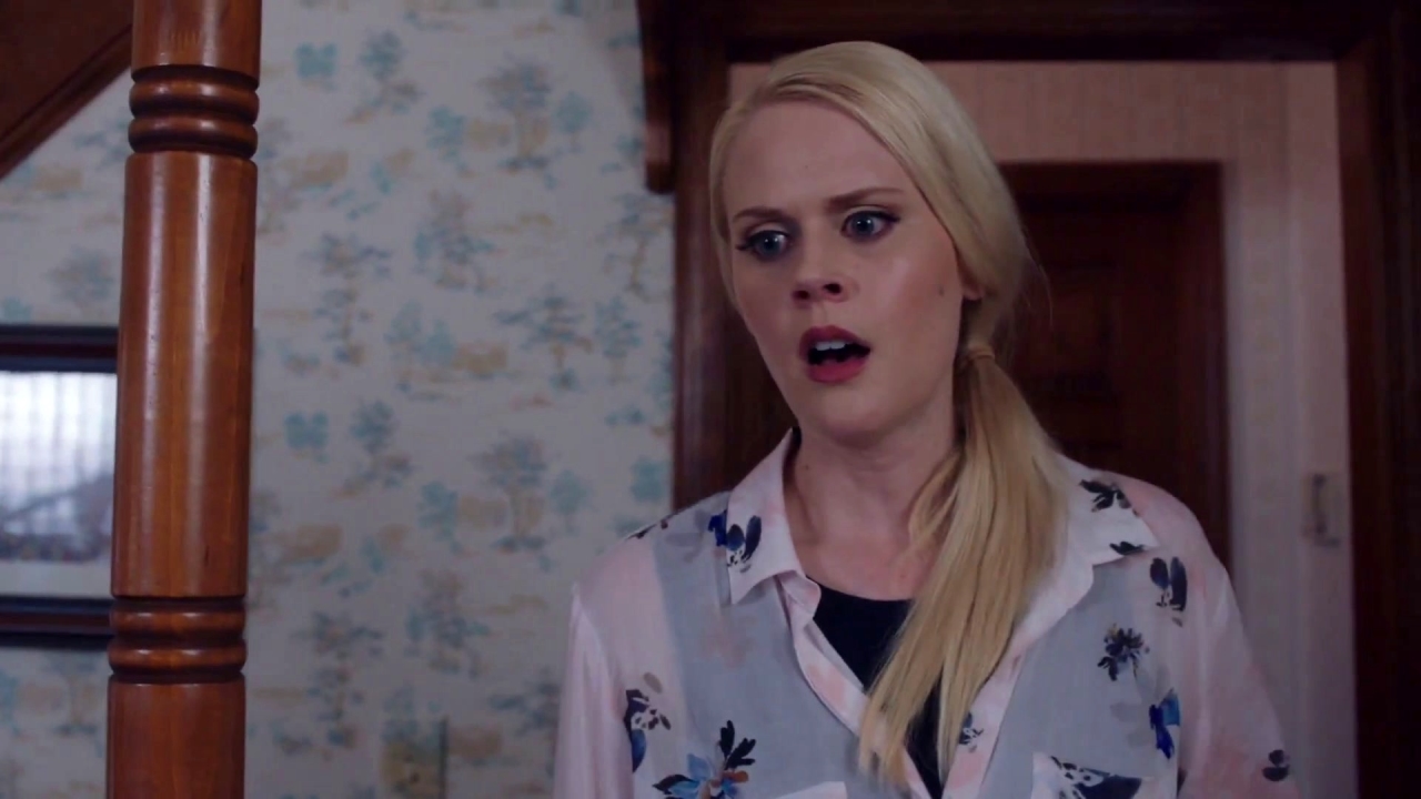 STAN AGAINST EVIL: Stan Against Evie