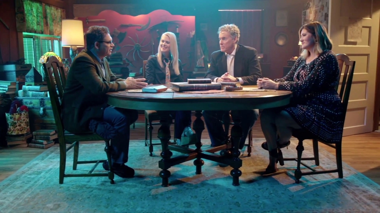 STAN AGAINST EVIL: Larva my Life