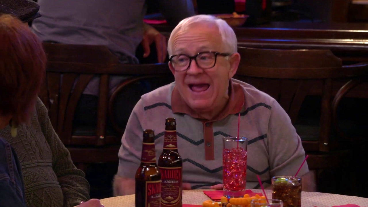The Cool Kids: Margaret Thinks Hank's New Girlfriend Is Using Him