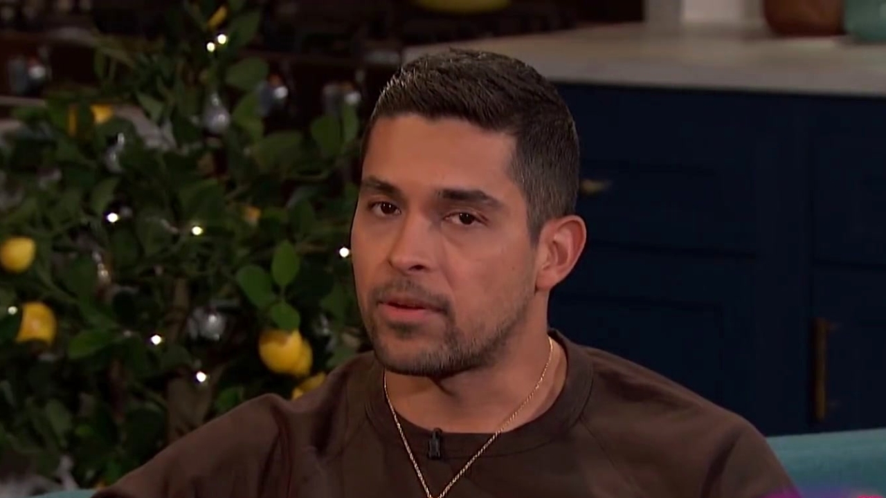 Busy Tonight: Wilmer Valderrama Was The Sexy Voice Behind Handy Manny
