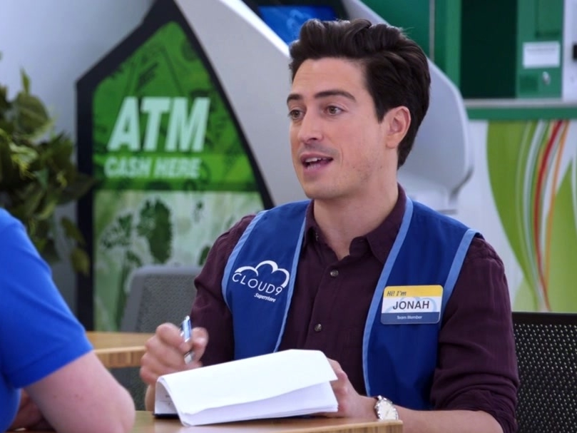 Superstore: 4-Way Tie