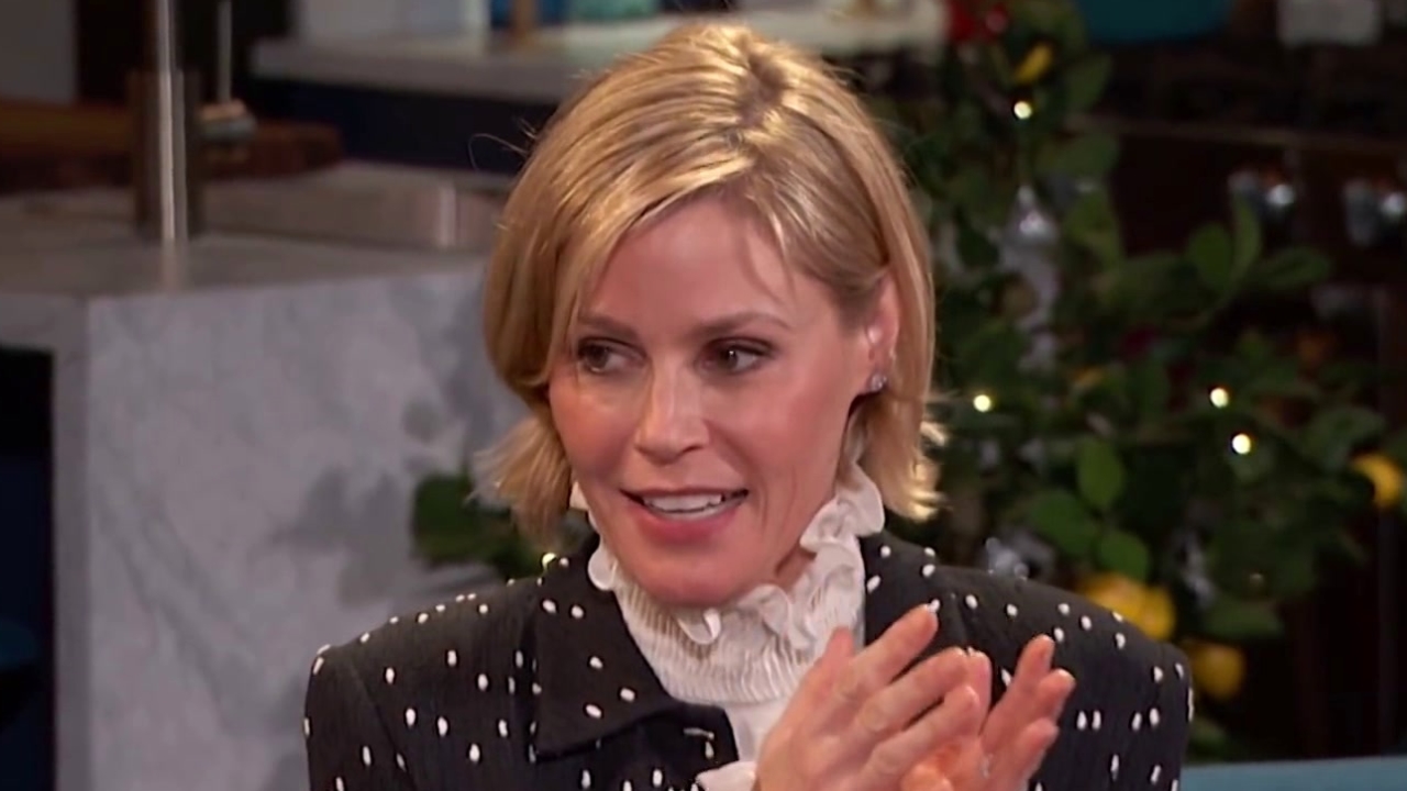 Busy Tonight: Julie Bowen Reacts To Positive Instagram Comments With Busy