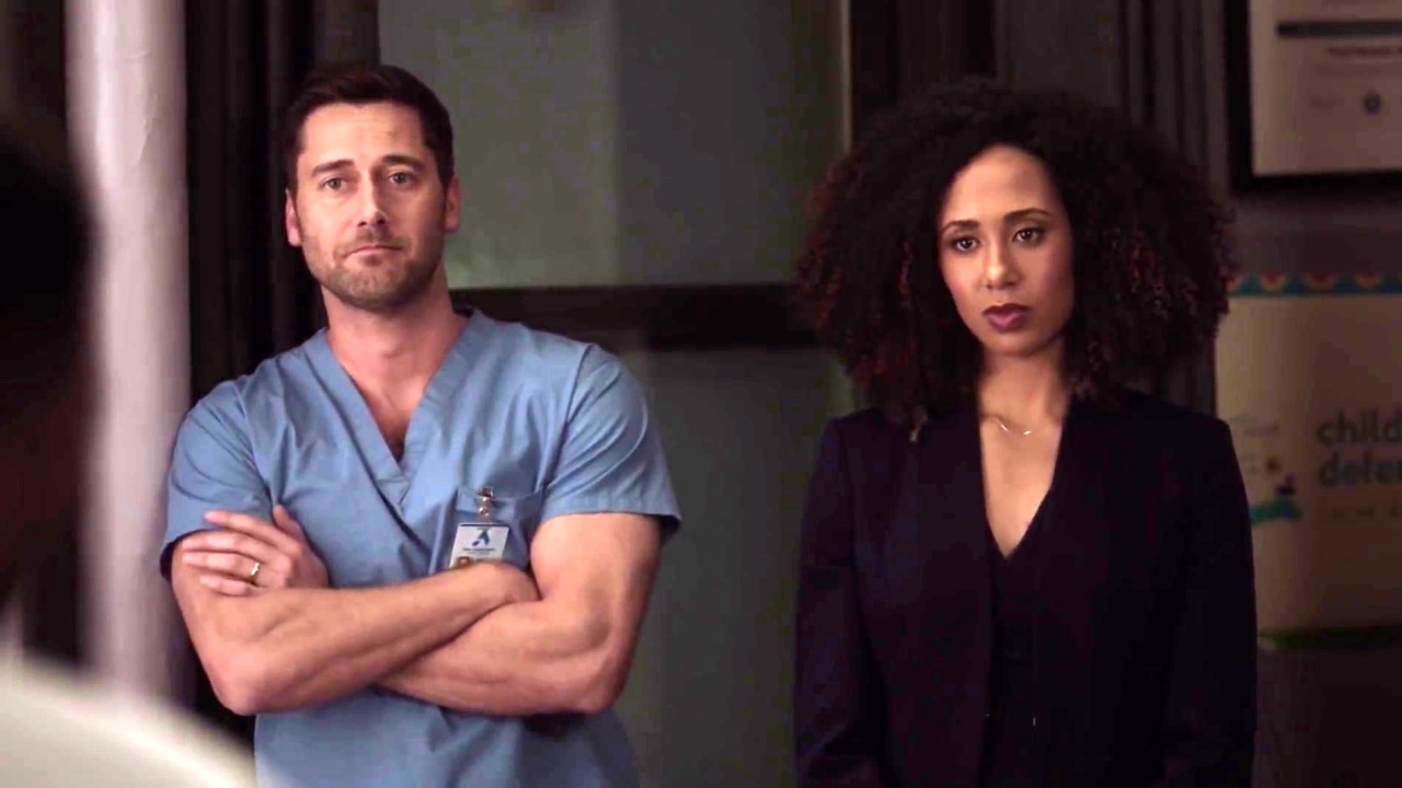 New Amsterdam: Reynolds Reclaims His Story