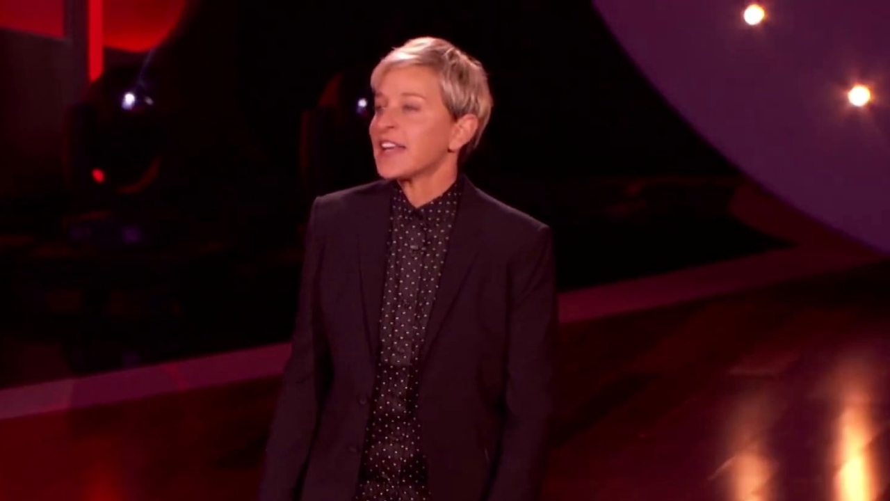 Ellen's Game Of Games: Aw, Snap!