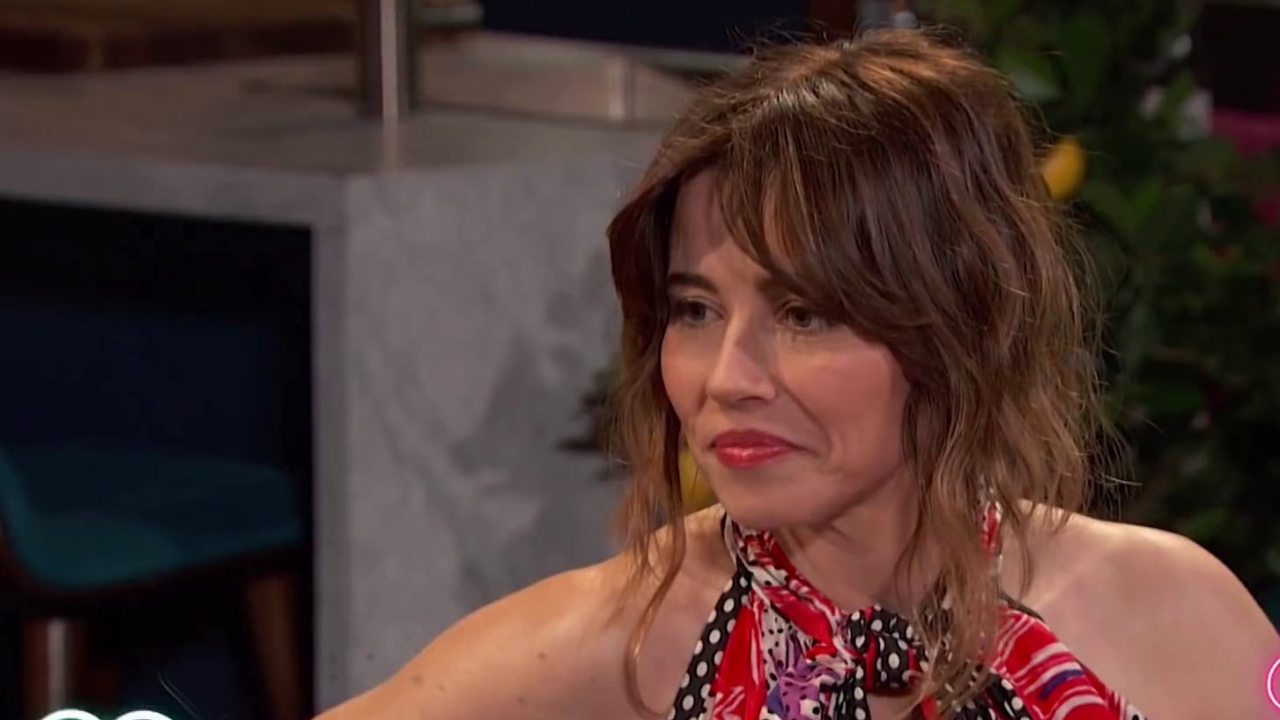 Busy Tonight: Linda Cardellini Talks About The Green Book
