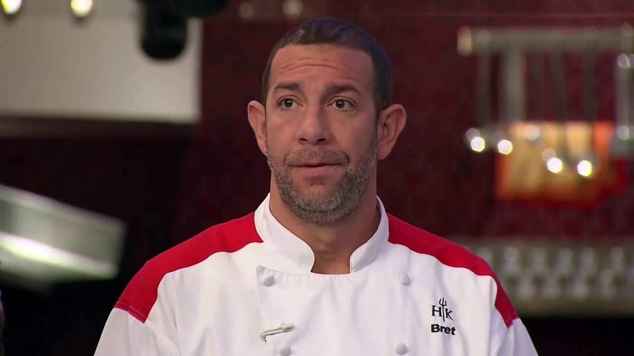 Hell's Kitchen: Mia Joins The Red Team