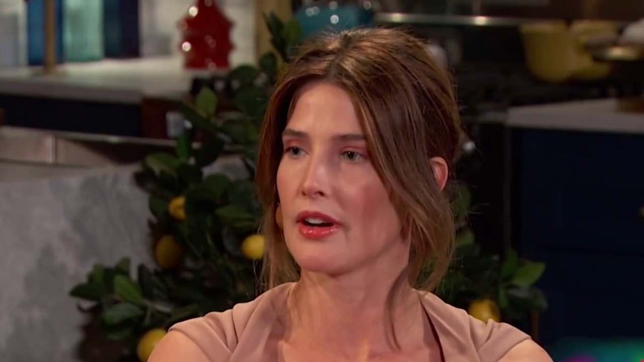 Busy Tonight: Sparks Almost Didn't Fly Between Cobie Smulders & Taran Killam