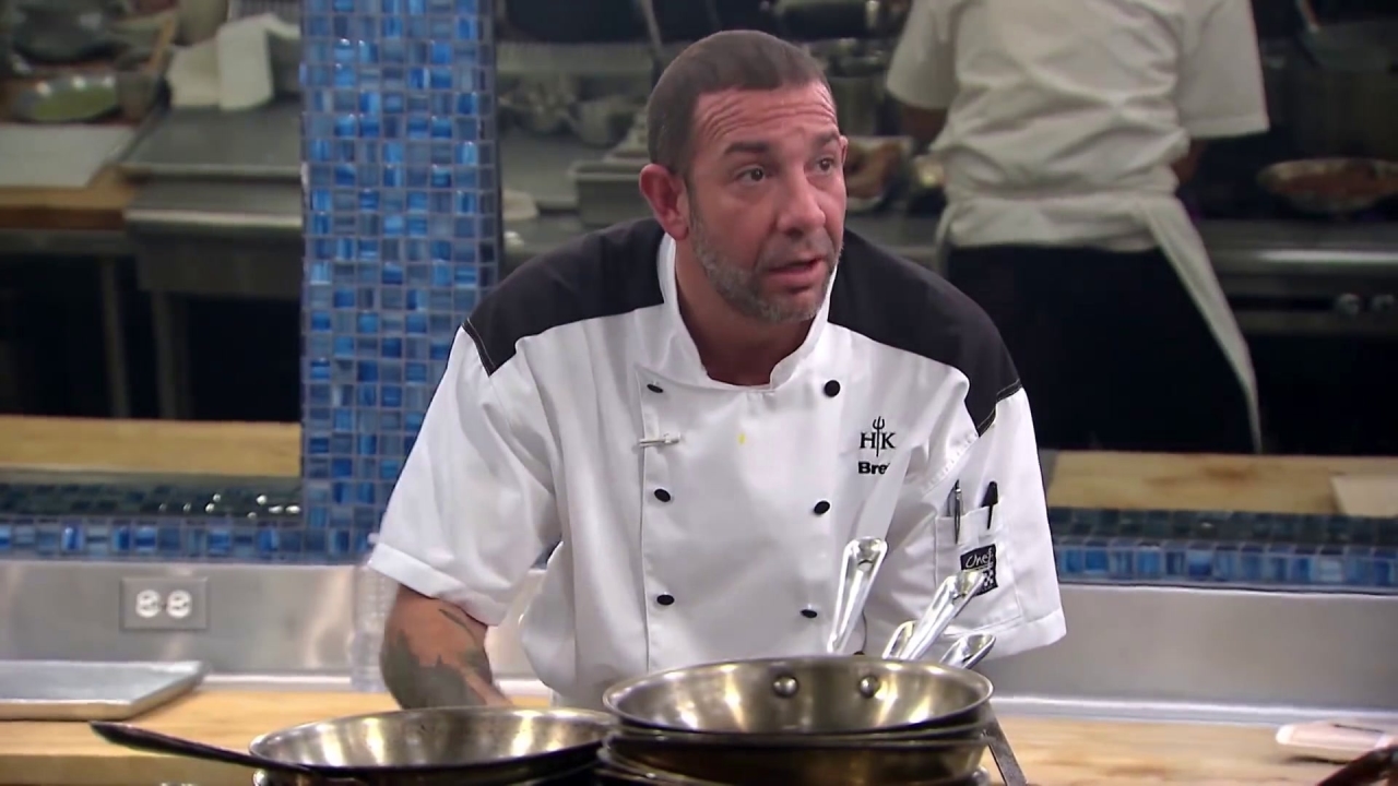 Hell's Kitchen: Bret Has Trouble In The Meat Station