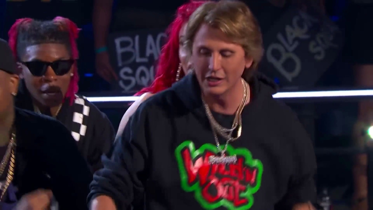 NICK CANNON PRESENTS WILD N' OUT: Jonathan 'Foodgod' Cheban/Lais Ribeiro