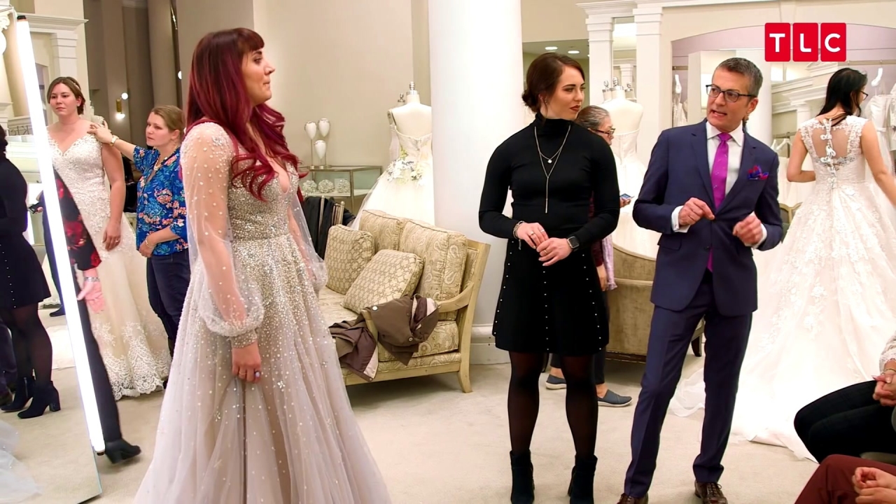 SAY YES TO THE DRESS: Morticia Addams in a Good Way