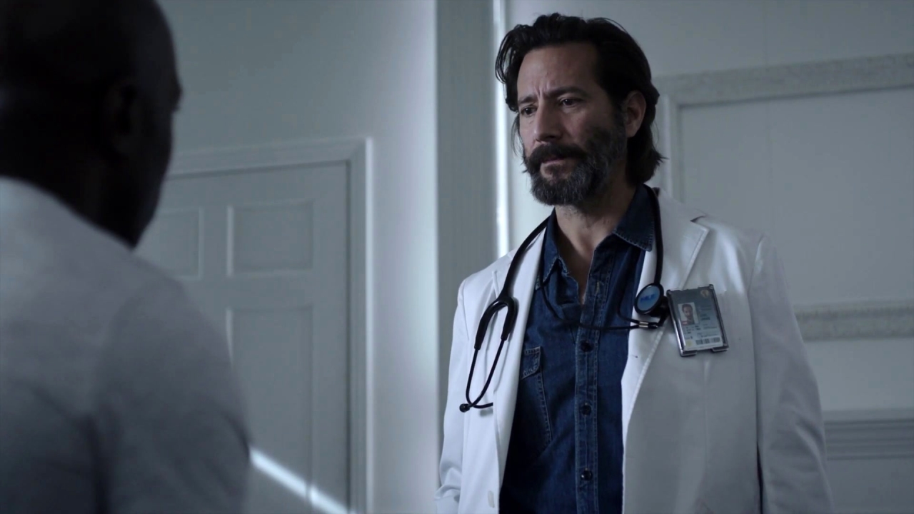 The Passage: Carter Asks Jonas About Fanning