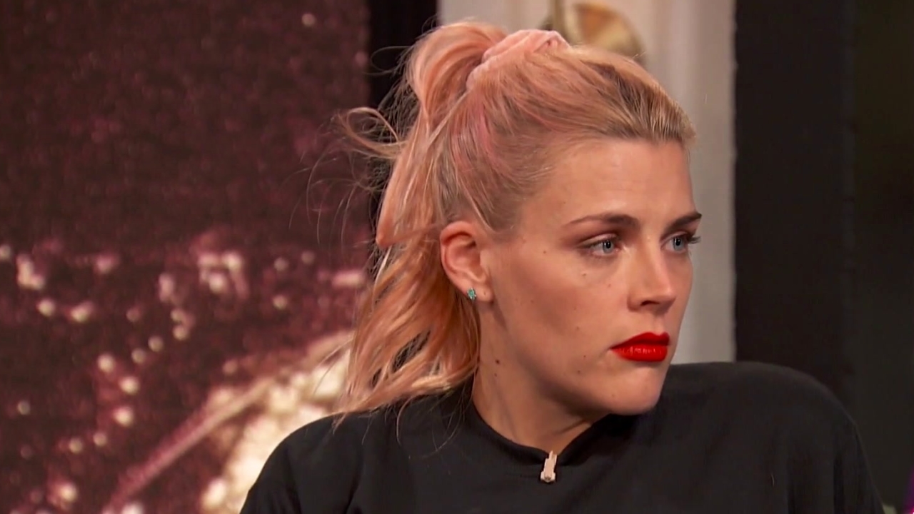 Busy Tonight: Katelyn Ohashi & Busy Philipps Tramp It Up