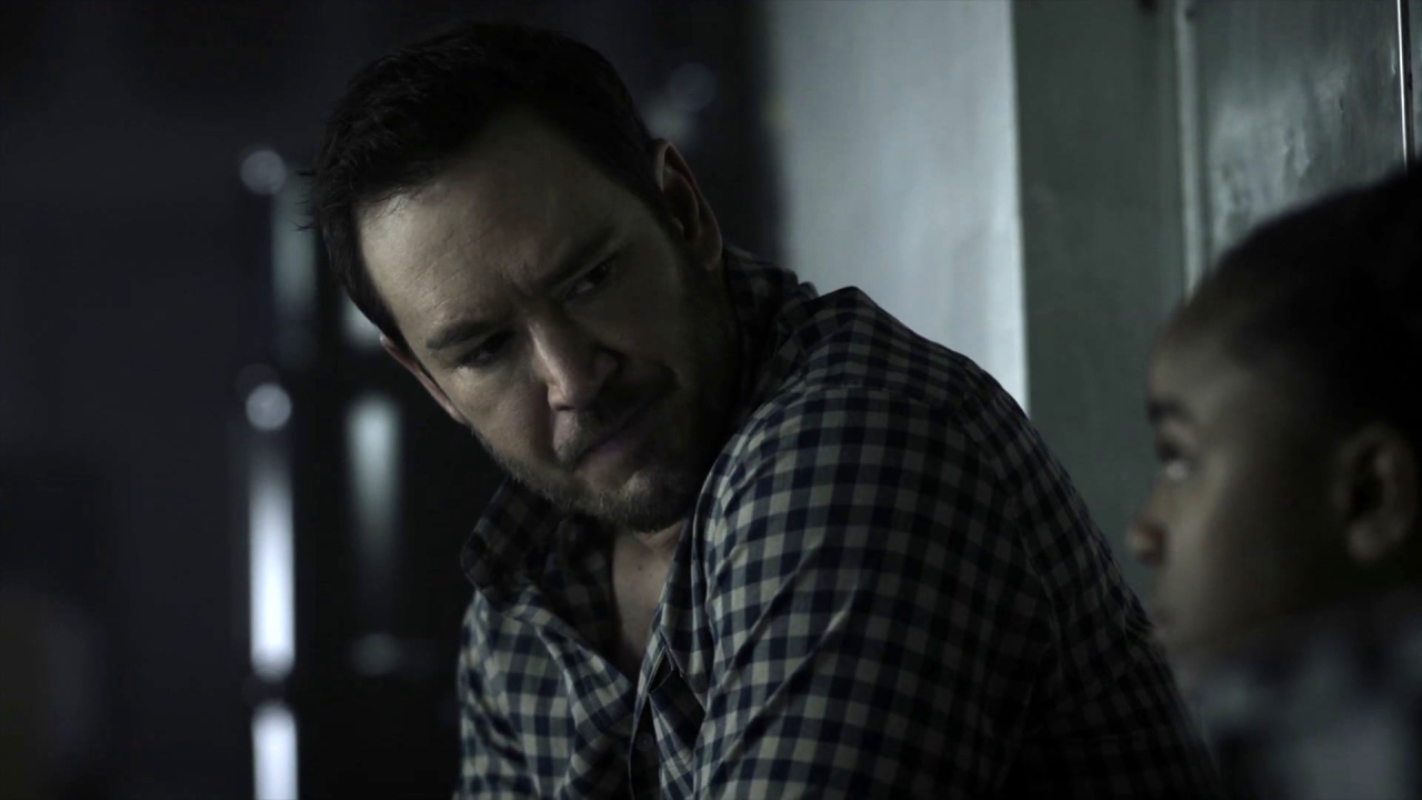 The Passage: Amy Tells Brad She Saw Shauna