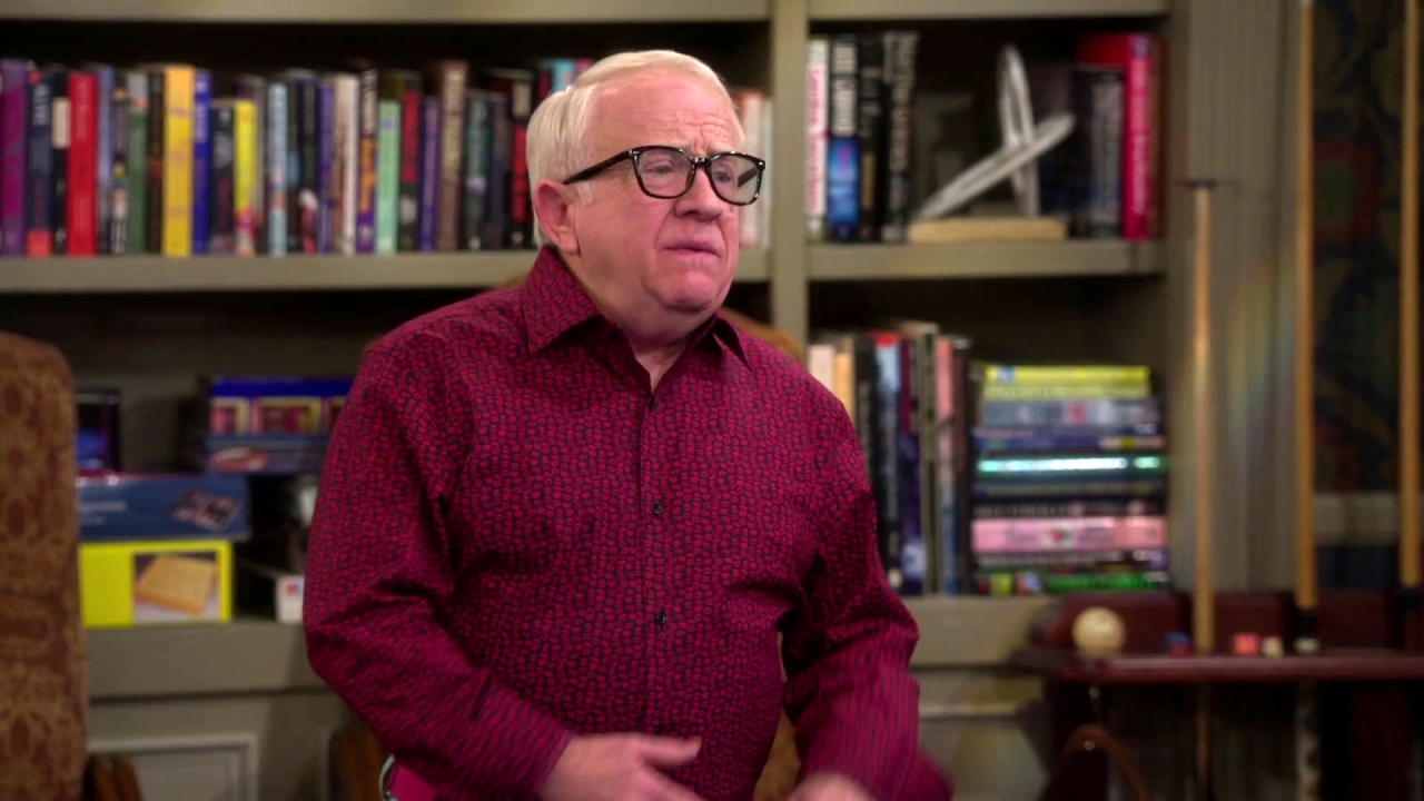 The Cool Kids: The Gang Grills Sid About His Relationships