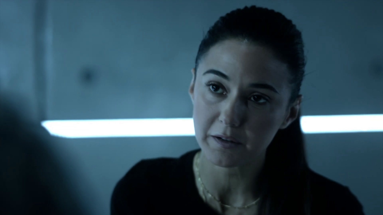 The Passage: Lila Injects Amy With Blood