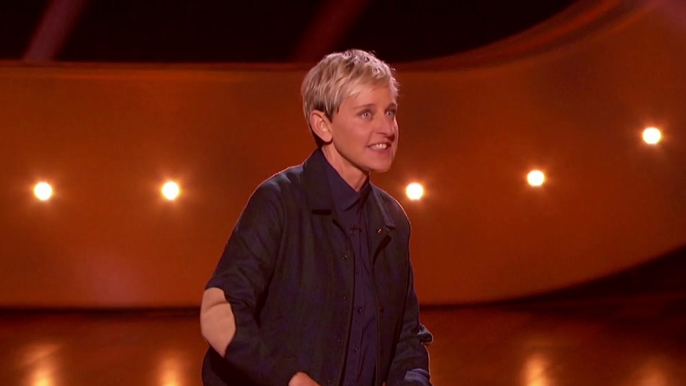 Ellen's Game Of Games: Beauty And The Boots