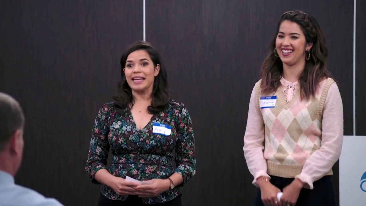 Superstore: Amy And Cheyenne Have Some New Ideas
