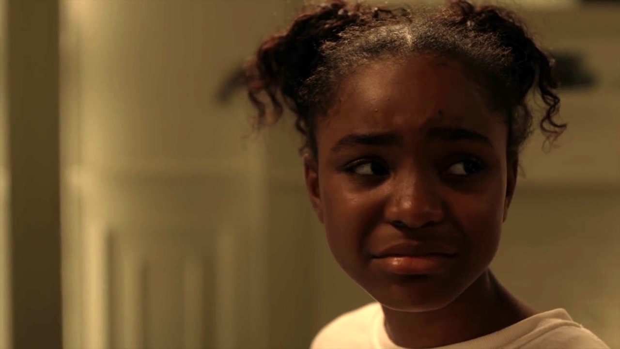 The Passage: Amy Initiates The Elizabeth Protocol