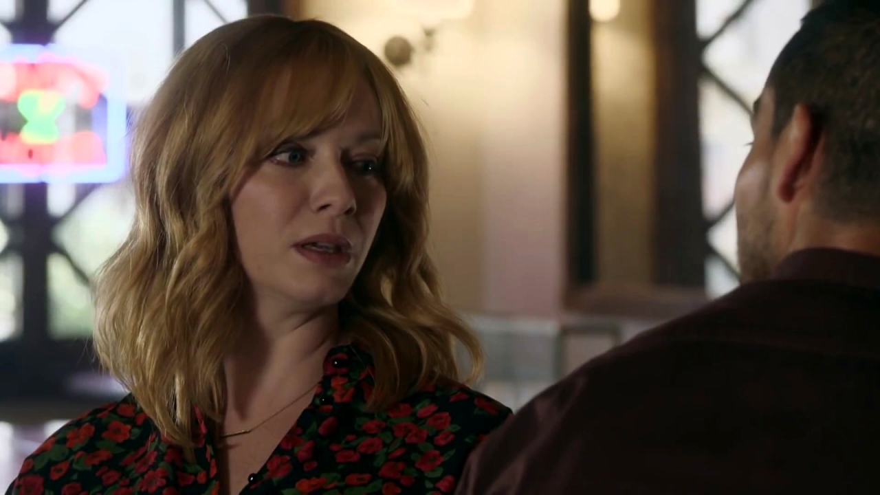 Good Girls: Rio Gives Beth The Keys To The Kingdom