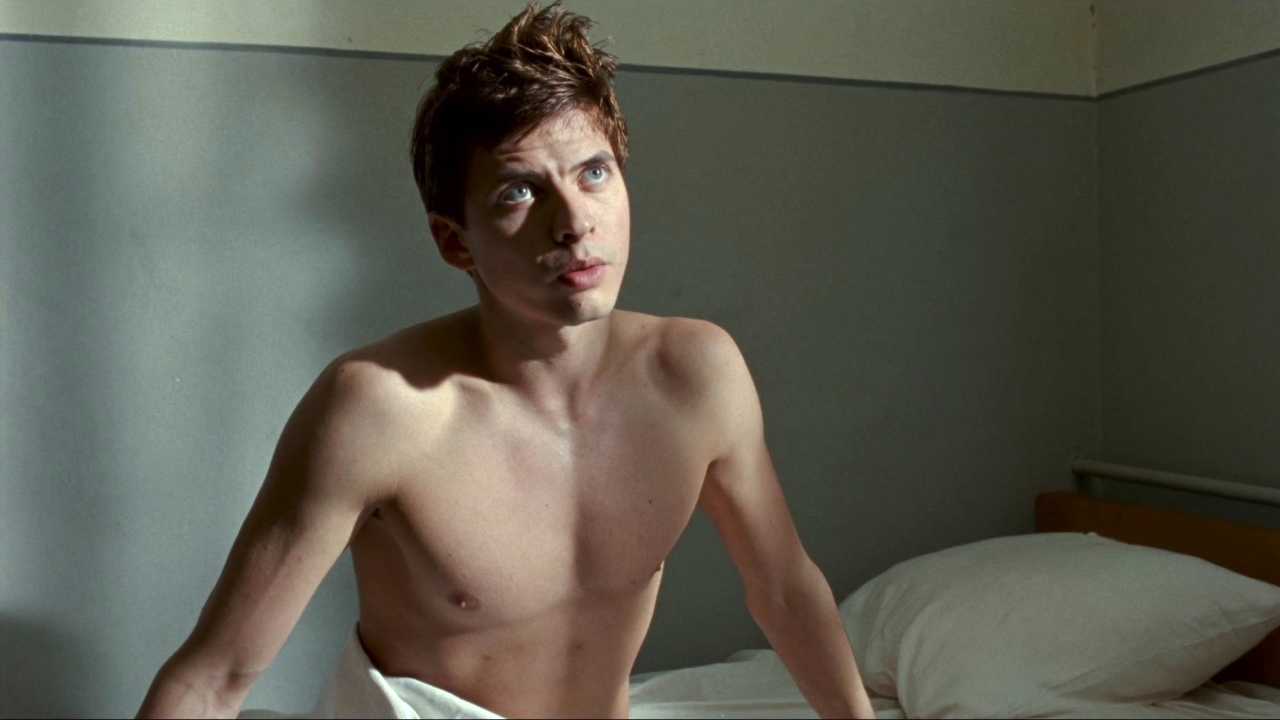 The White Crow: Bedroom (US)
