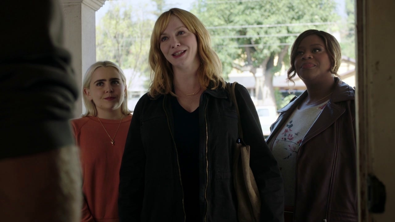 Good Girls: Take A Peek In The Car