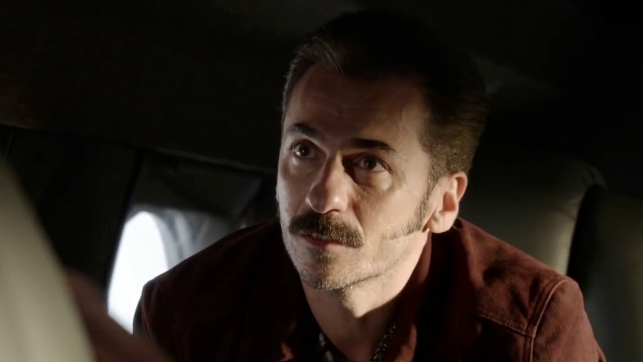 The Blacklist: Red Punishes Smokey For His Betrayal