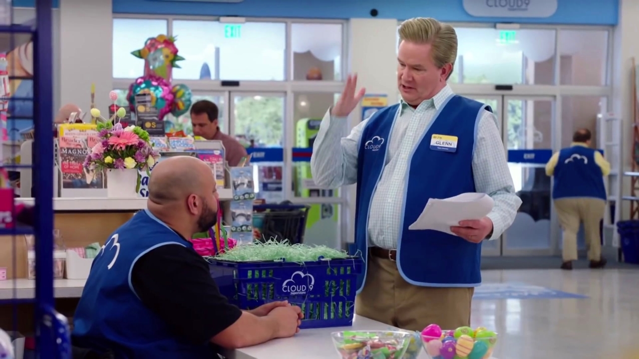 Superstore: Garrett Is A Terrible Scene Partner