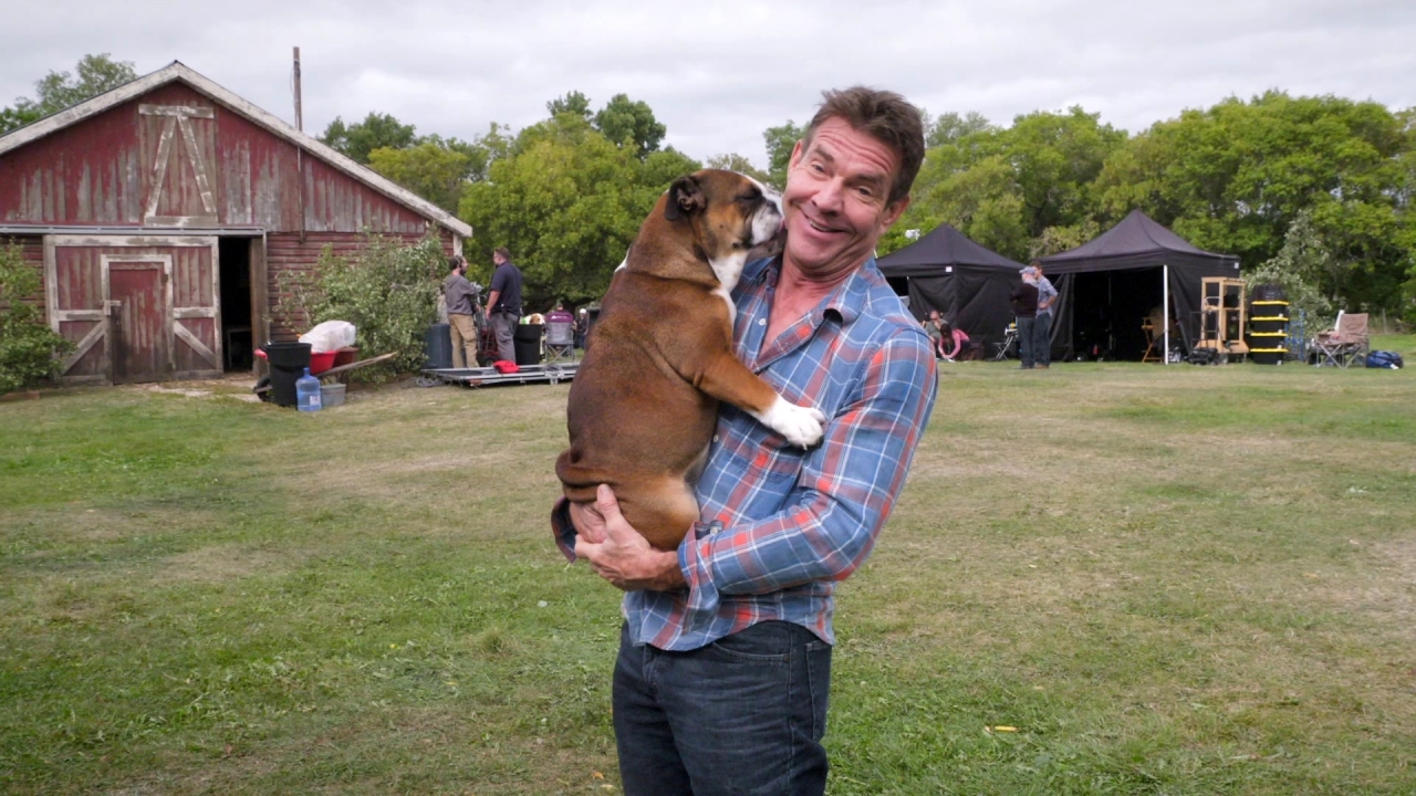 A Dog's Journey: Dennis & Peaches (Featurette)
