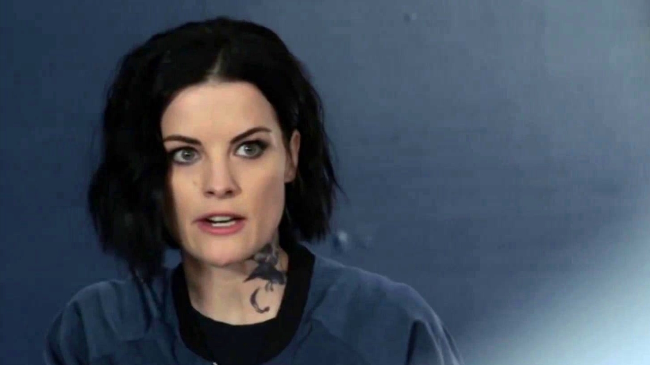 Blindspot: Reade's Fiery Near-Death Experience