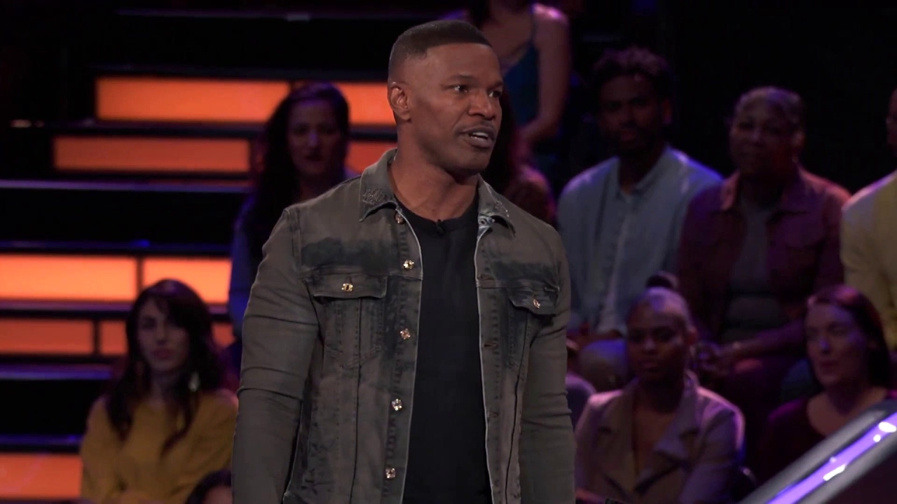 Beat Shazam: Christina & Frank Share A Moment