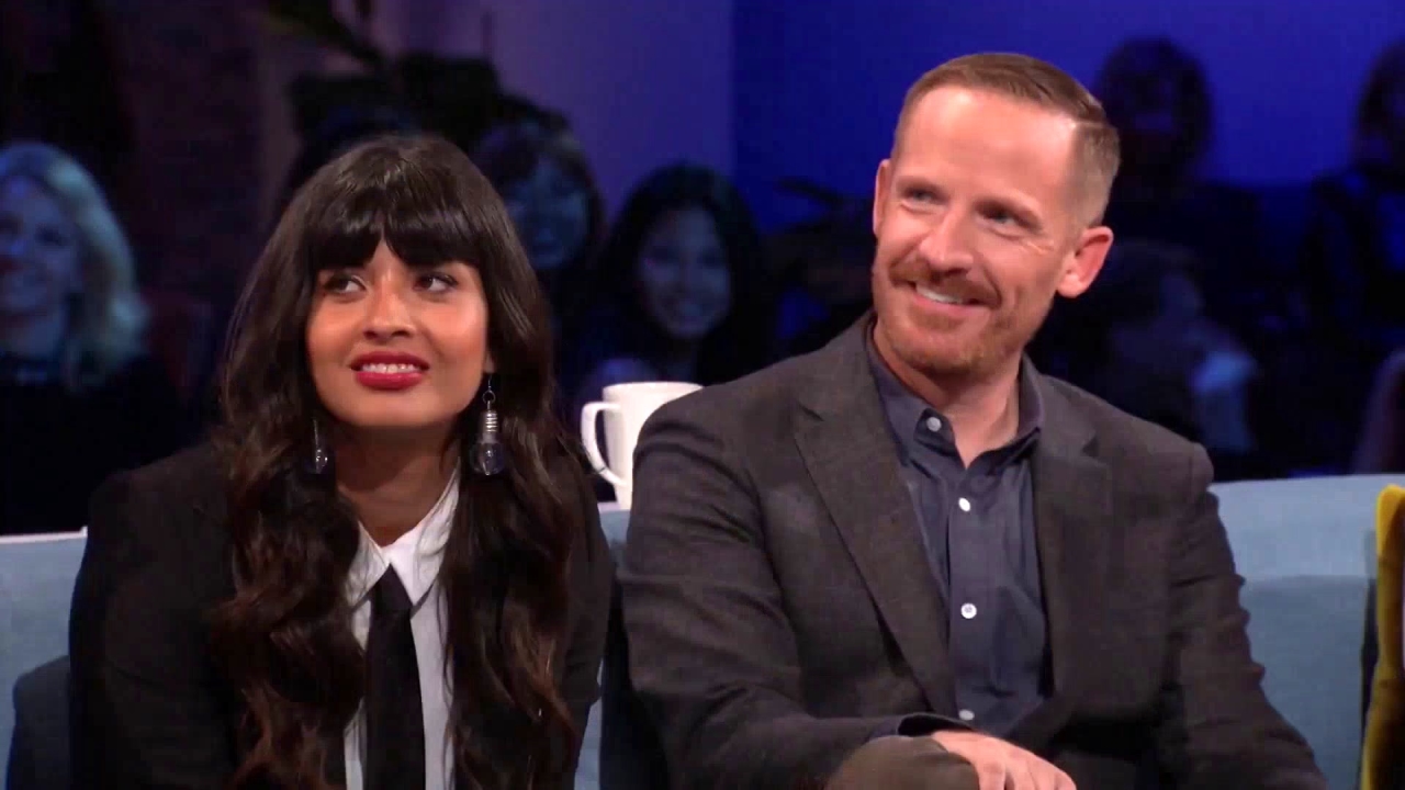 Hollywood Game Night: Nico Santos, D'arcy Carden And More Play Sounds Off