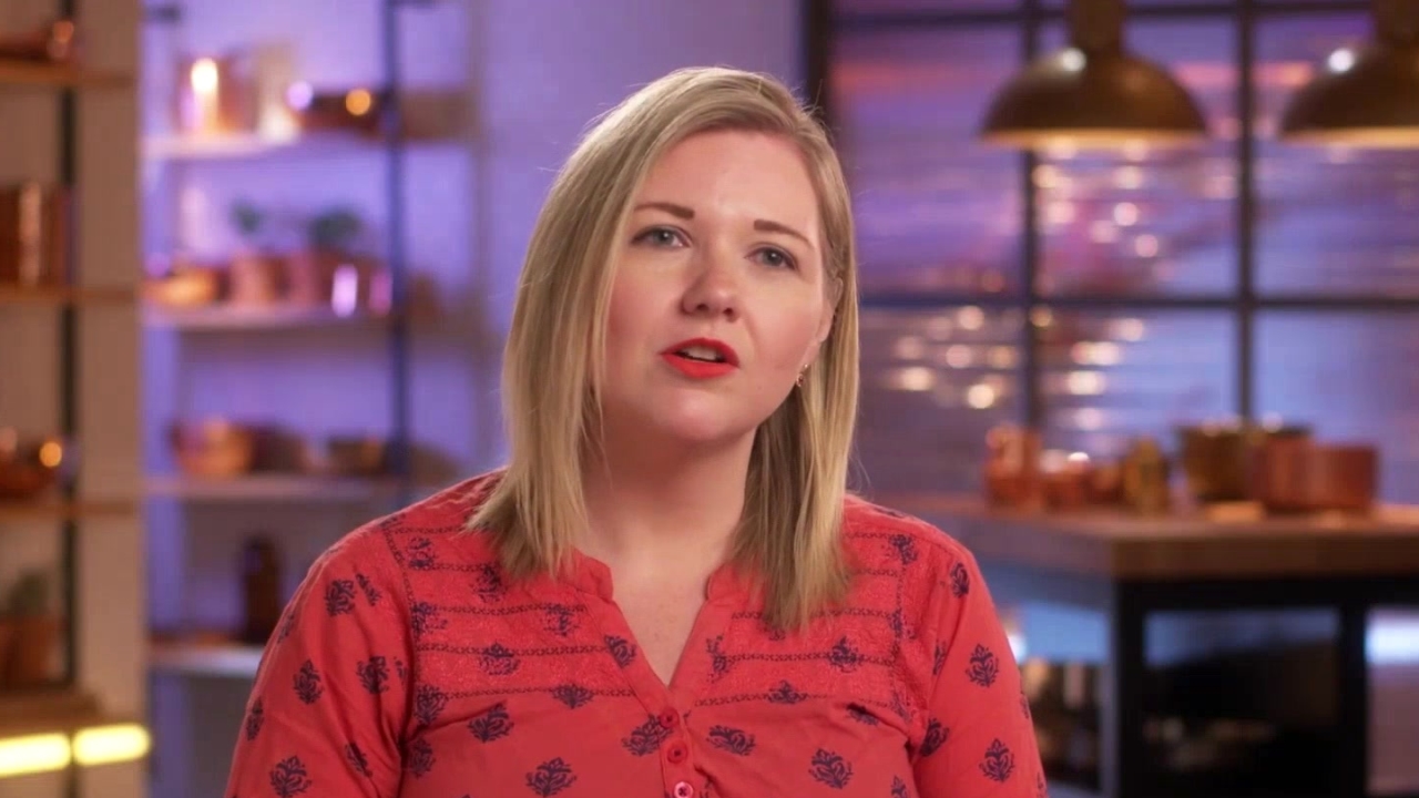 Masterchef: Shari Gets Frustrated With Renee