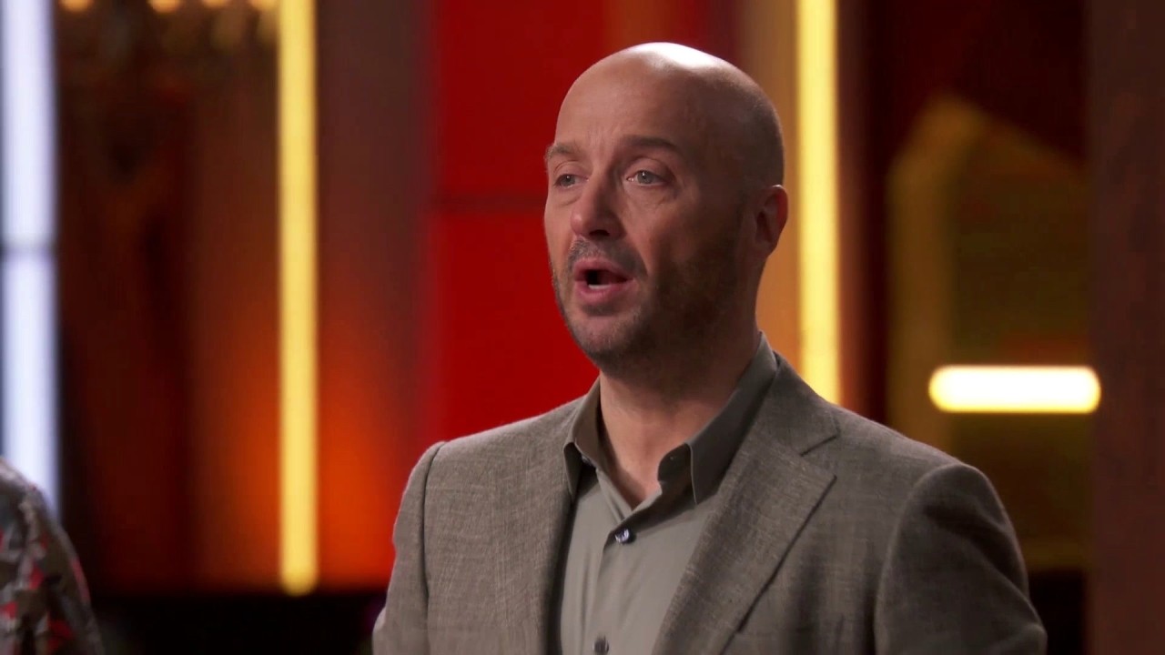 Masterchef: The Contestants Finish Their Cakes In The Final Seconds