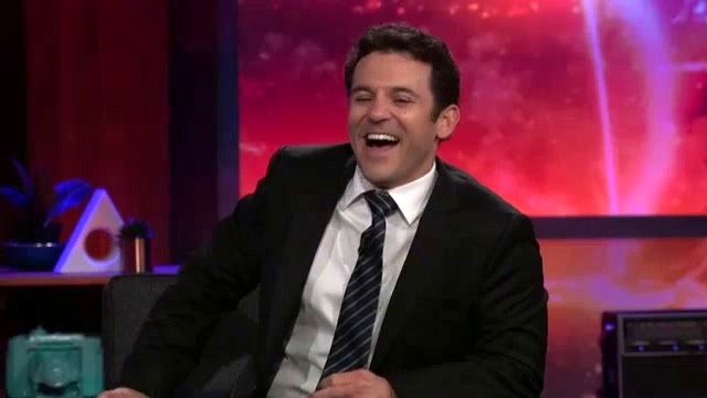 What Just Happened With Fred Savage: Jenny Introduces Her New Show To Fred